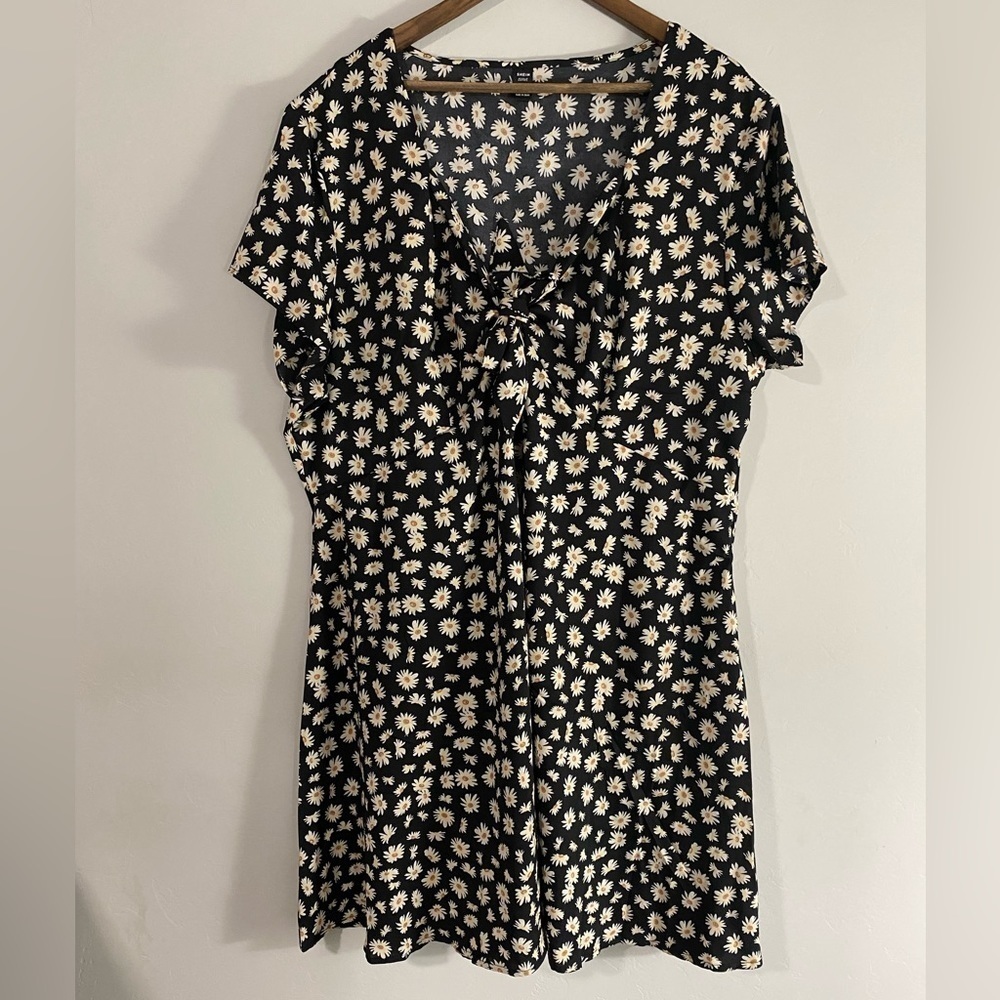 Shein - Daisy Mini Dress